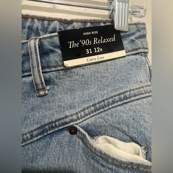 NWT Abercrombie & Fitch '90s Relaxed High Rise Jeans Size 31/12 Curve Love - Picture 9 of 12